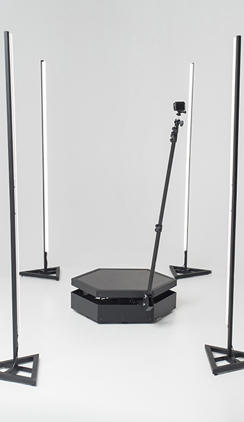 Plattform des 360 Video Booth mit umlaufender LED-Beleuchtung